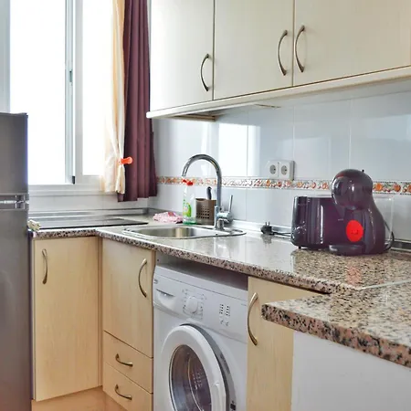 Sunny In Center With Balcony Close To Apartman Nerja